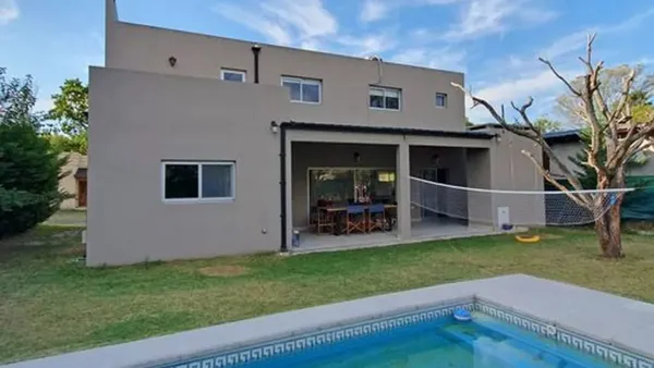 Casa en DIAGONAL F 4400
