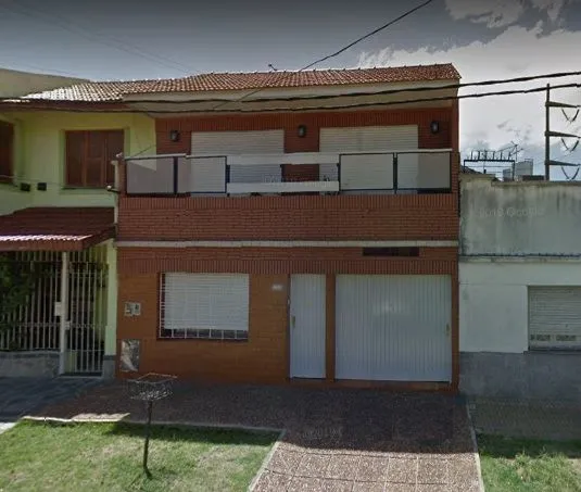 Casa en BOEDO 700