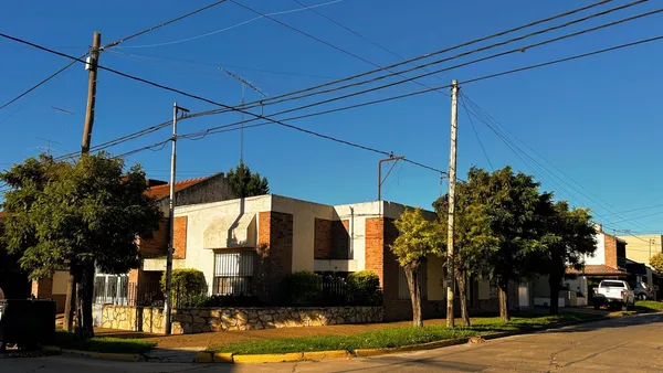 Casa en Dr. Real 1400