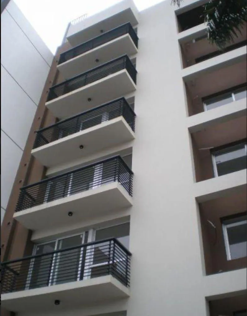 Departamento en Alfredo Bayardi 2500