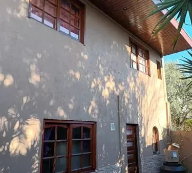 Casa en CARLOS ECHAGUE 1300