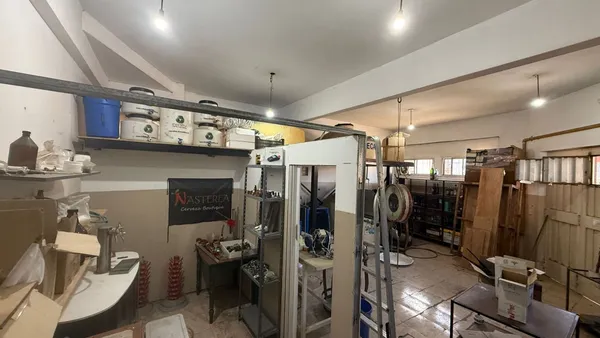 Local Comercial en Sarratea 3600