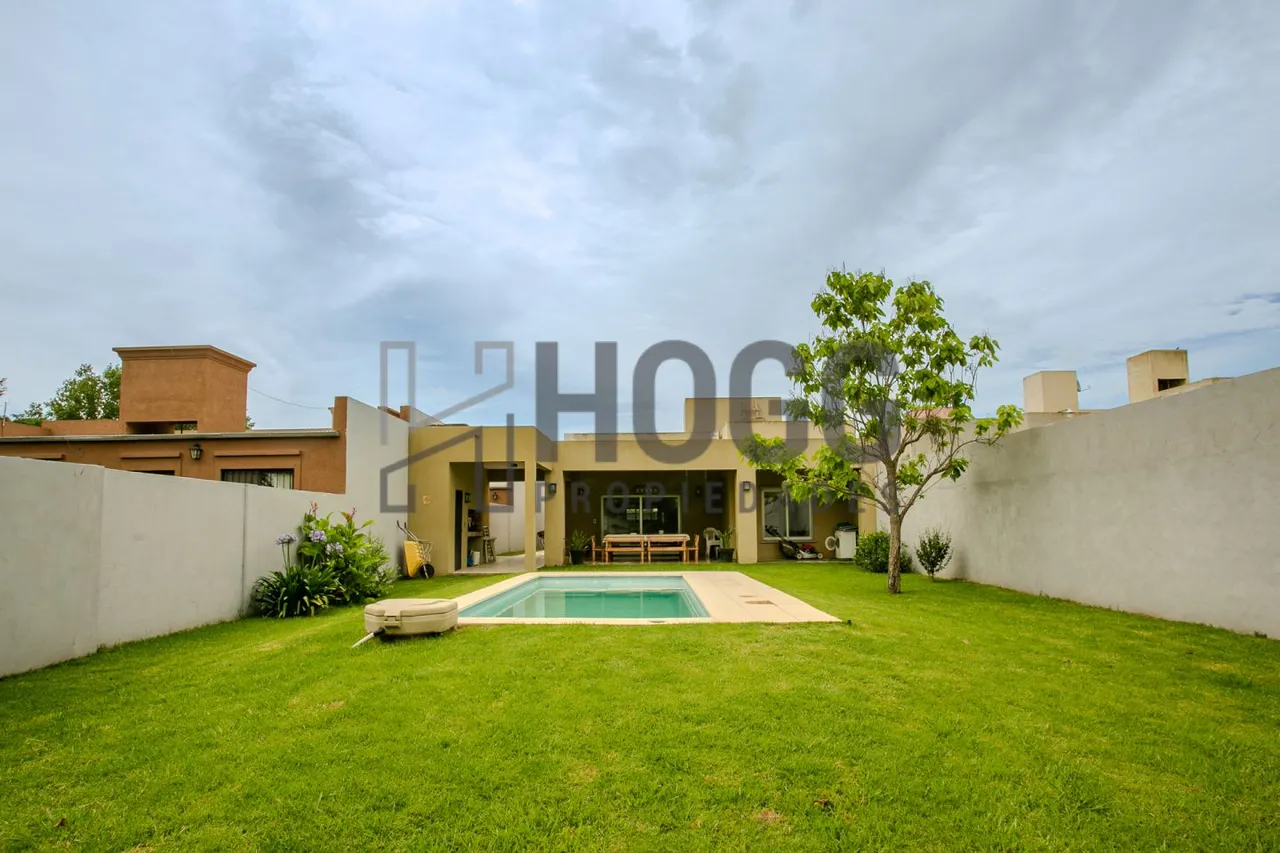 Casa en Petrilli 400