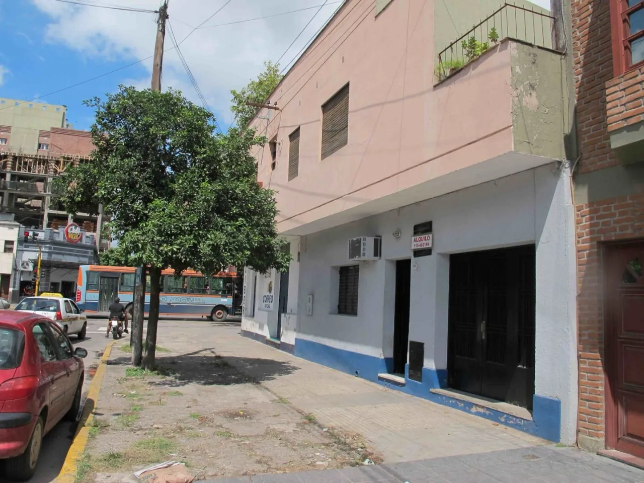 Local Comercial en balcarce 900