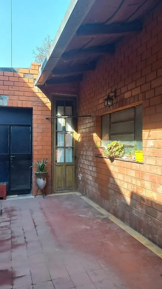 Casa en juan b justo 1300