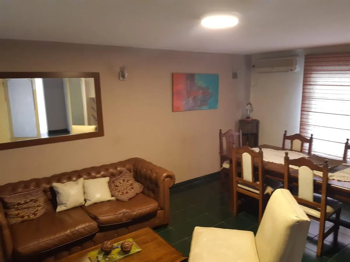 Casa en mendoza 1300