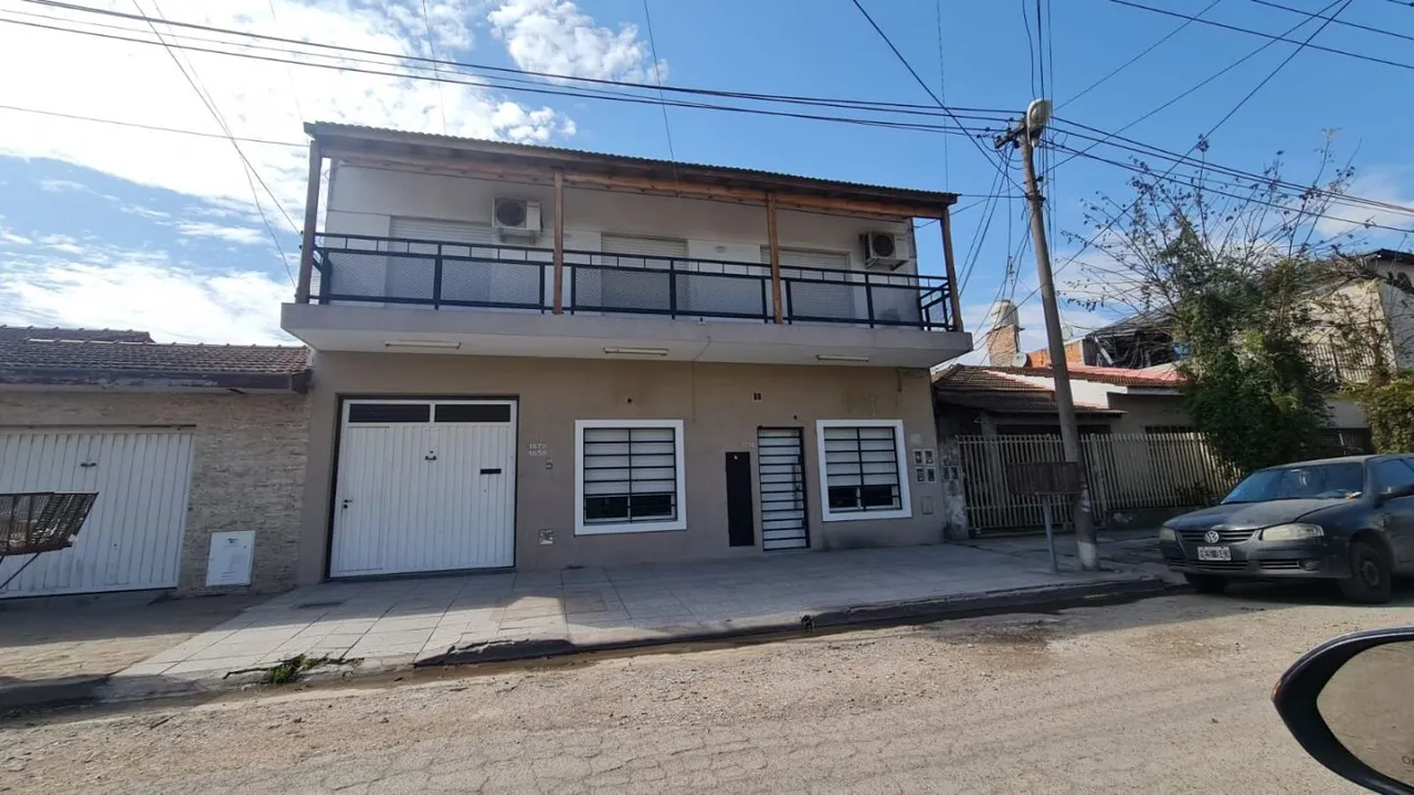 Departamento en CHENAUT 1800
