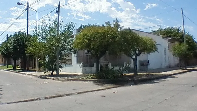 Casa en Roque Perez 4200