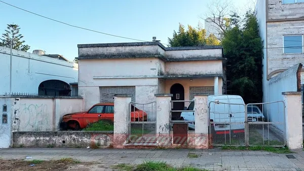 Lote en LUIS MARIA DRAGO 2400