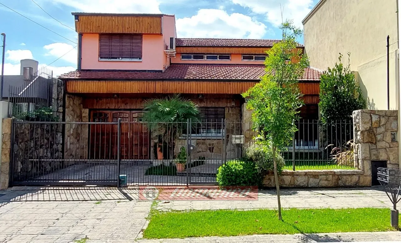 Casa en ARRECIFES 400