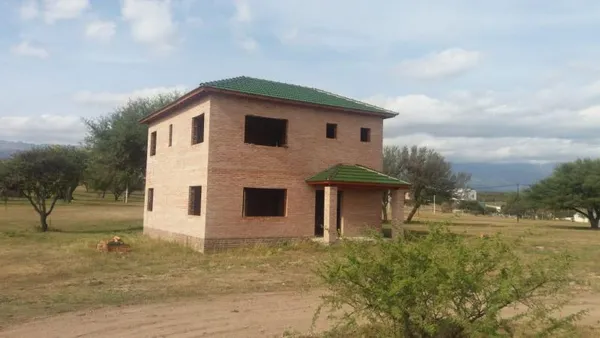 Casa en Ruta provincial