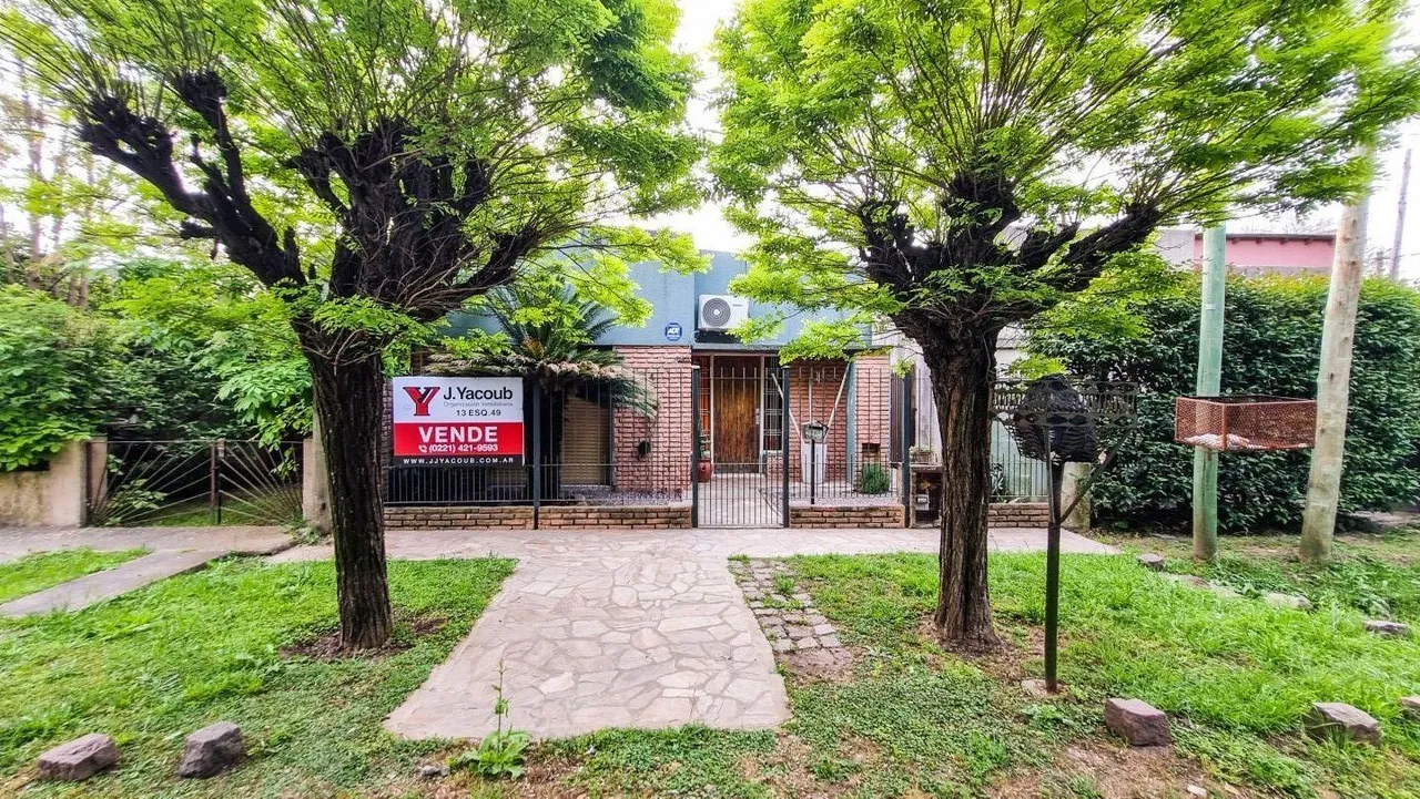 Casa en Calle 454 1600