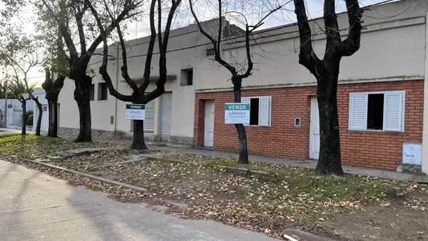 Casa en AVELLANEDA 1400