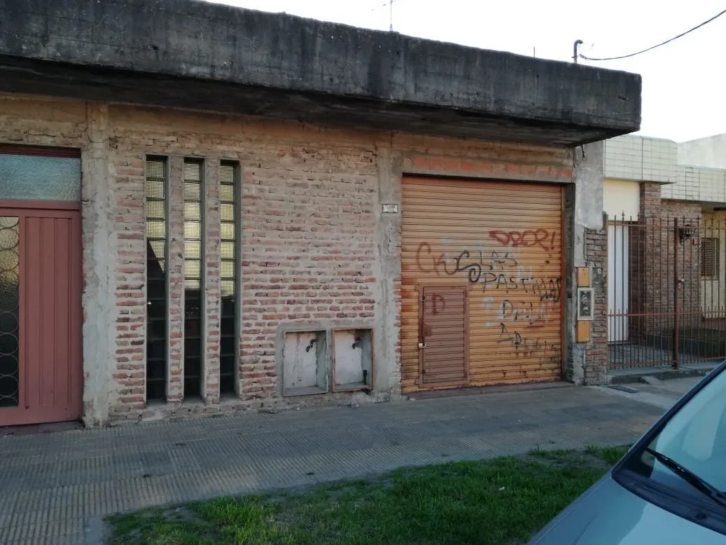 Local Comercial en FELIPE ARANA 700