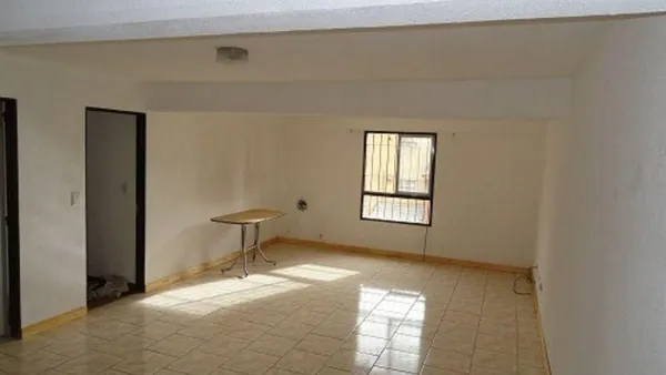 Departamento en Felipe Laguna 100