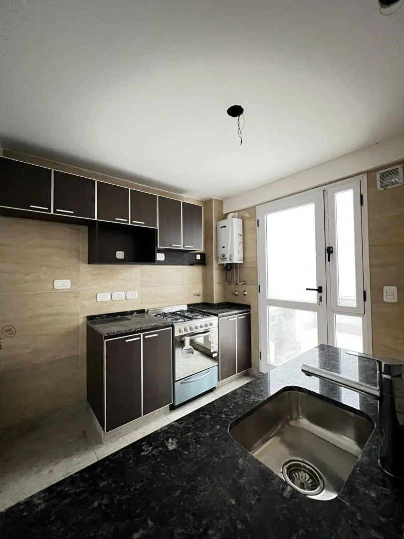 Departamento en AV GAONA 1200