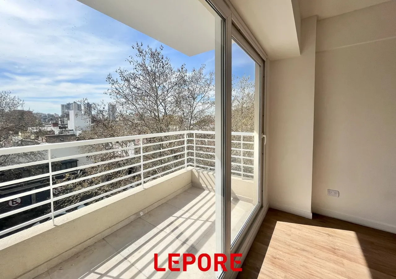 Departamento en AV. PUEYRREDON, 1800