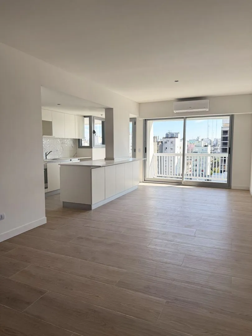 Departamento en AV. INDEPENDENCI 1500