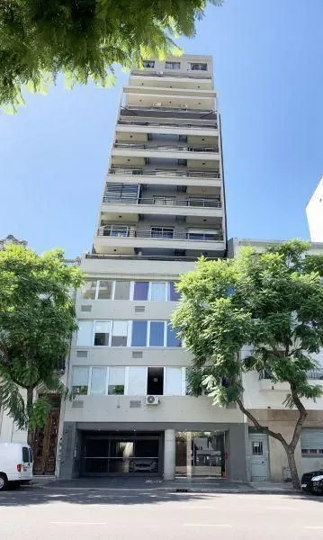 Cochera en AV. INDEPENDENCI 1300