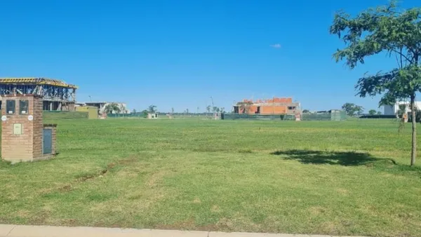 Lote en AMARRAS - PUERTO 200