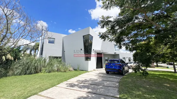 Casa en SANTA TERESA - V 300