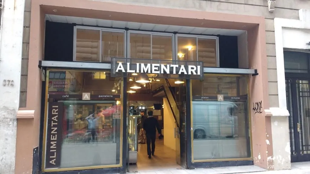 Local Comercial en Sarmiento 300