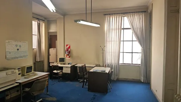 Oficina en Viamonte 600