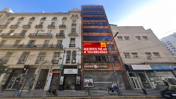 Oficina en Av. Córdoba 2400