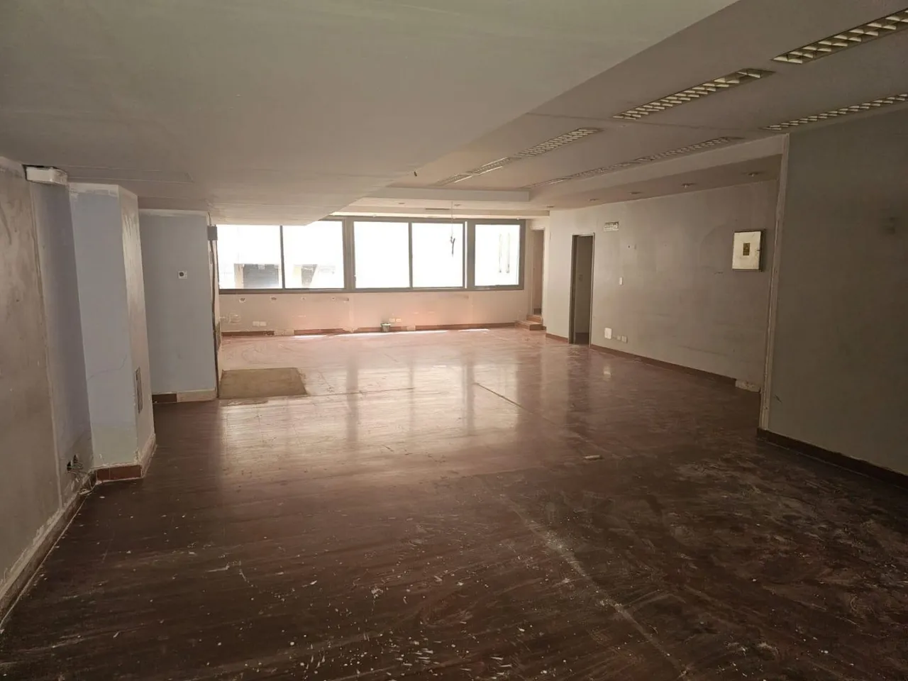 Oficina en Av. Córdoba 2400