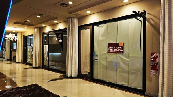 Local Comercial en Florida 900