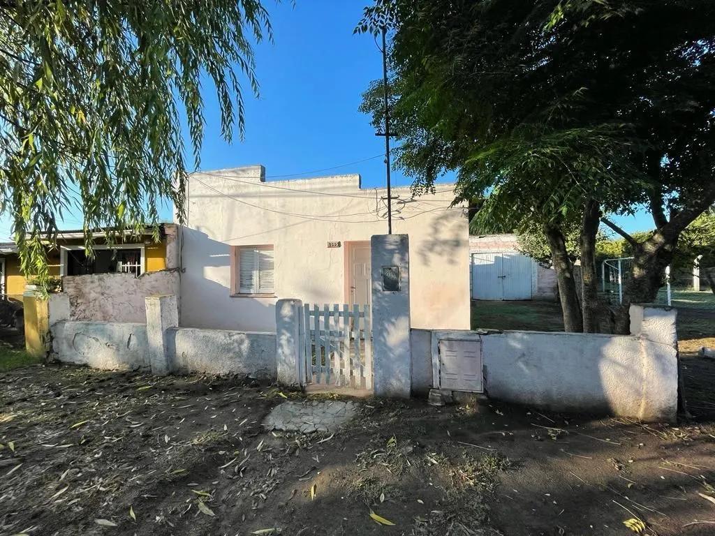 Casa en Calle Rivadavia 4300