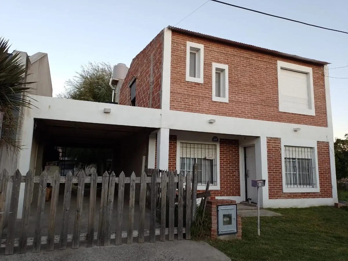 Casa en Guillermo Ball 2800