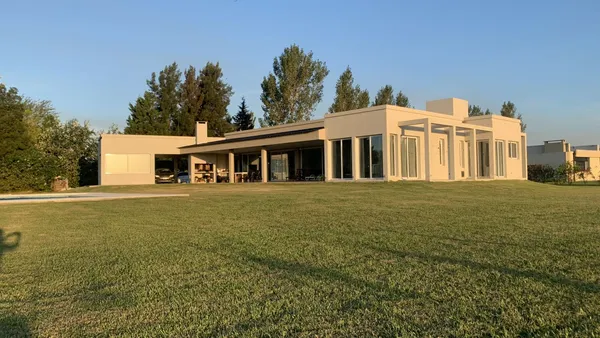 Casa en CAMINO DE CIRCUN 100