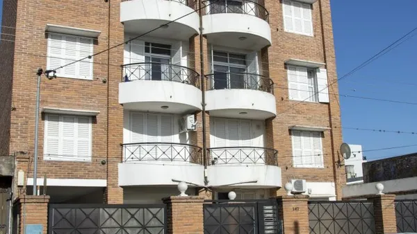 Departamento en 25 DE MAYO 200