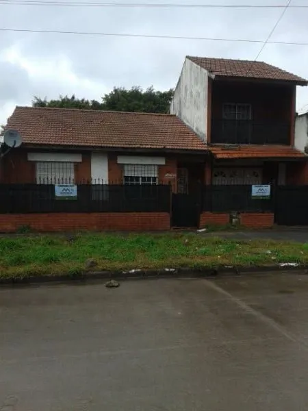 Casa en BOLIVAR 5000