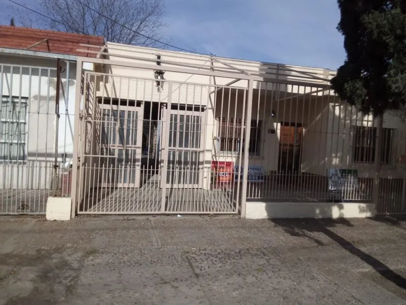 Casa en JOAQUIN V GONZAL 2700