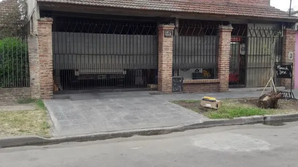Casa en ALEM 1500