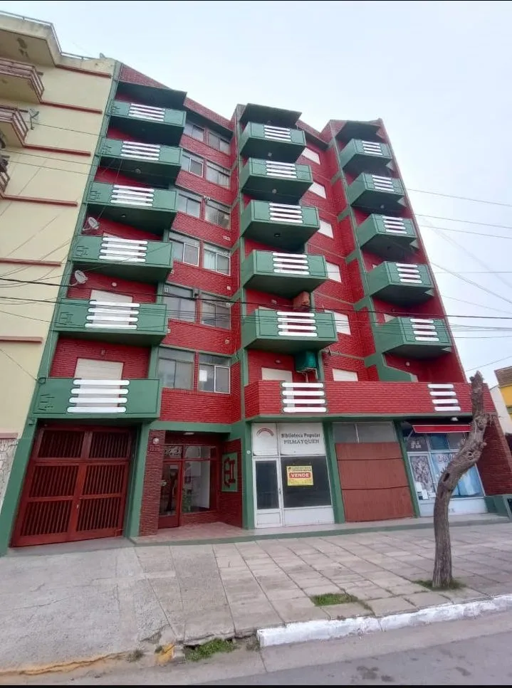 Departamento en AV. II 200