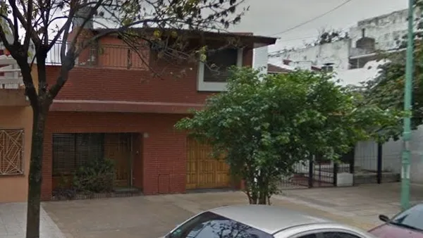 Lote en Leopardi 100