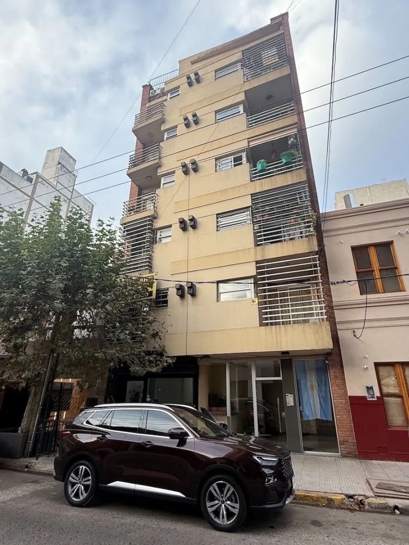 Departamento en NECOCHEA 200