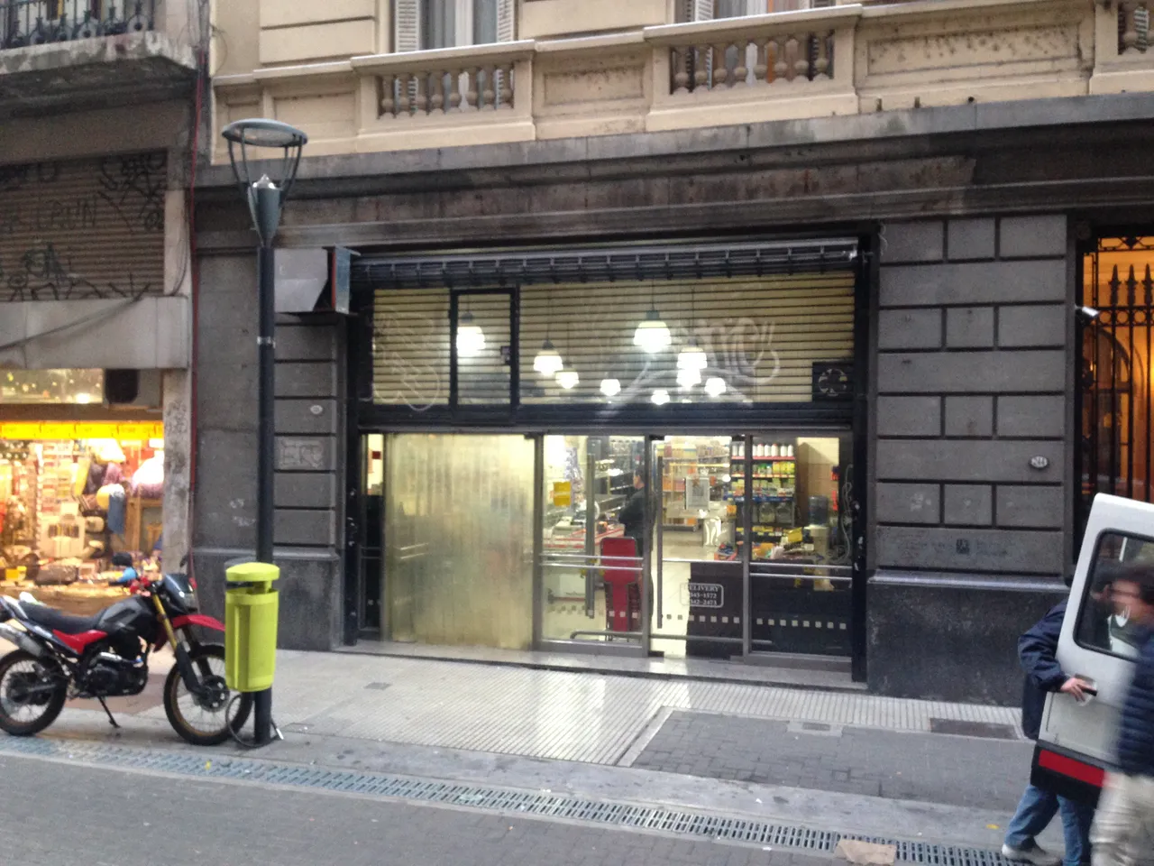 Local Comercial en 25 DE MAYO 200