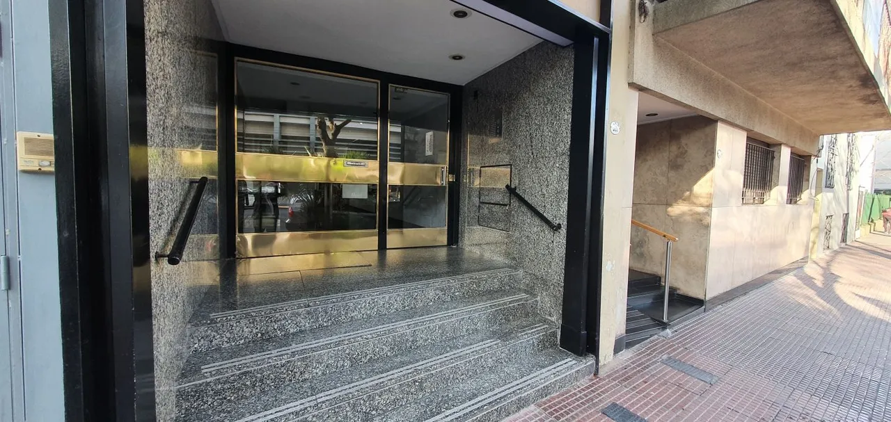 Departamento en Av. Juan de Gara 700
