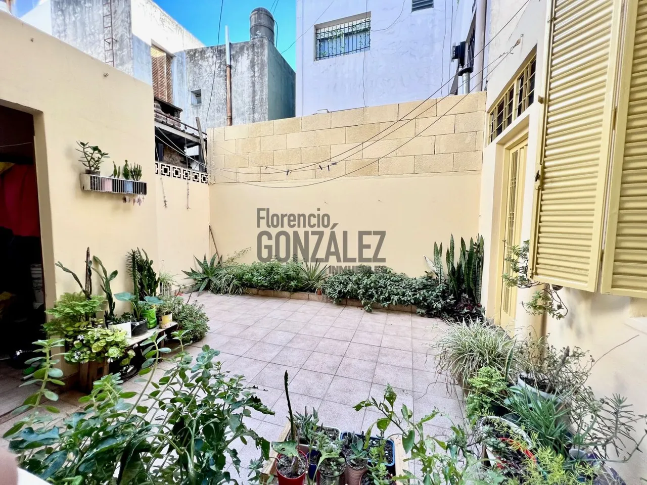 Casa en NOEL, CARLOS M., 500
