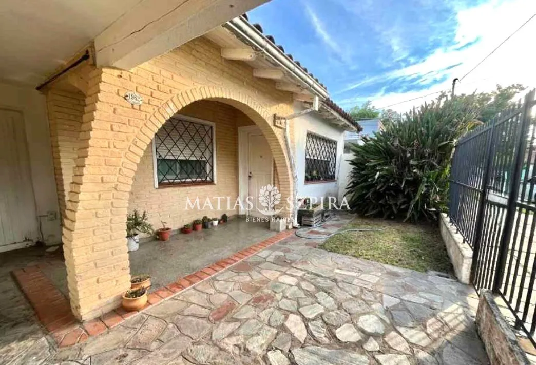 Casa en Monseñor terrer 1900
