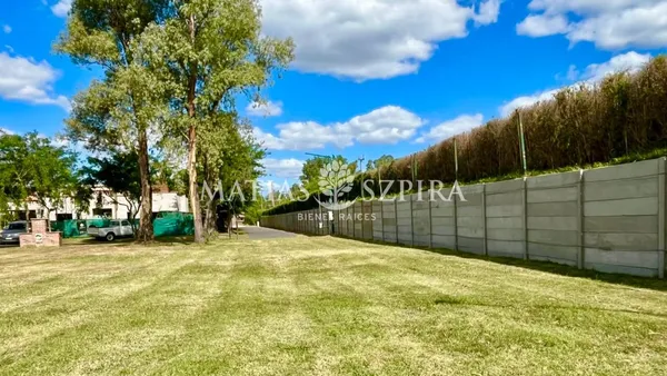 Lote en Andres Chazarret 1100