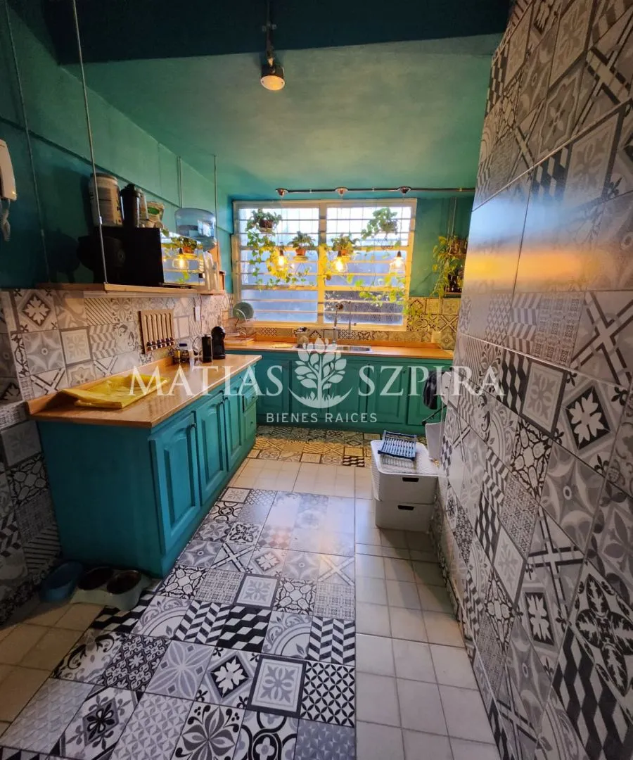 Departamento en Avenida Perón 1200