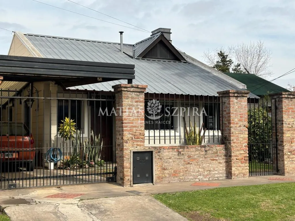 Casa en Luis Dominguez 3100