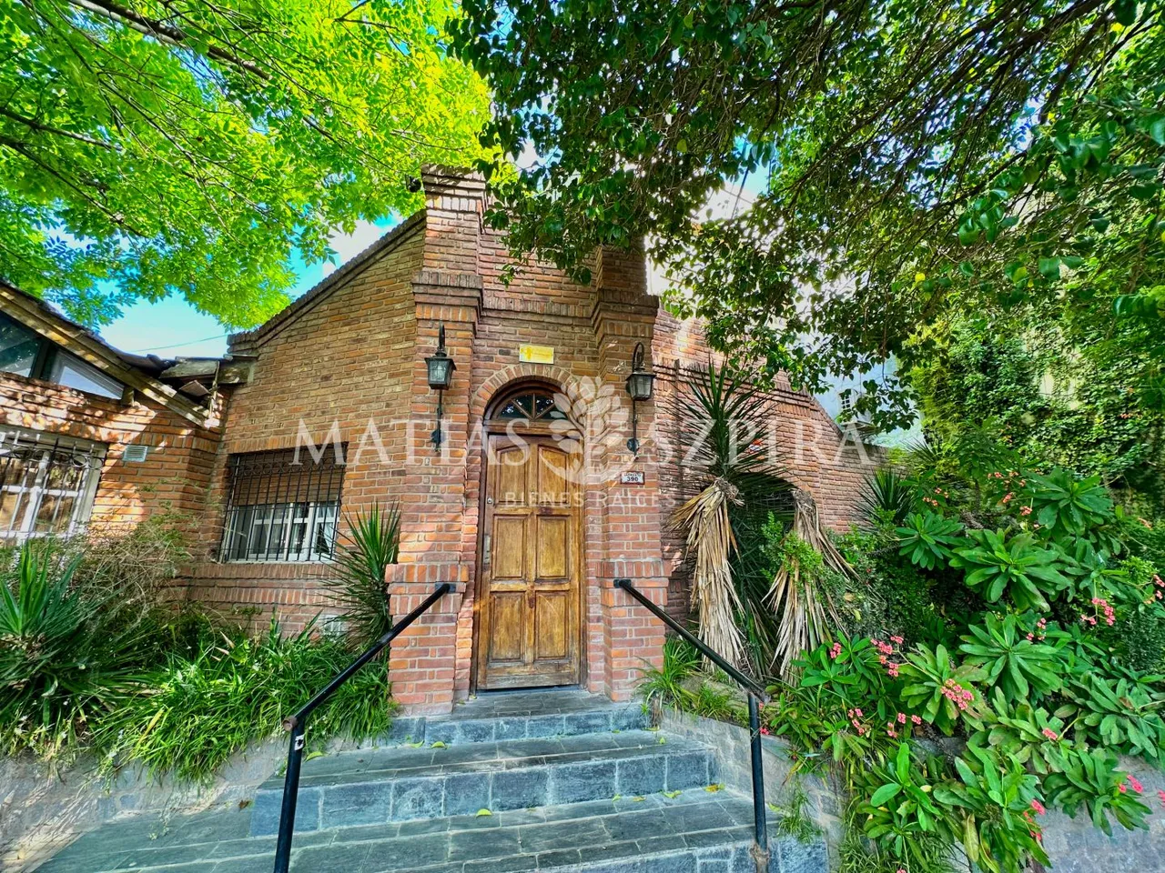 Casa en Sarmiento 300
