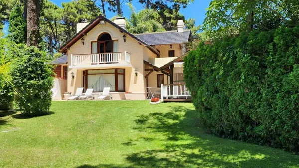 Casa en De La Retama 700