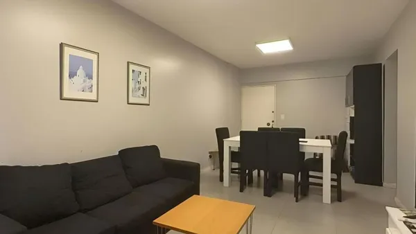 Departamento en Azcuenaga 1000